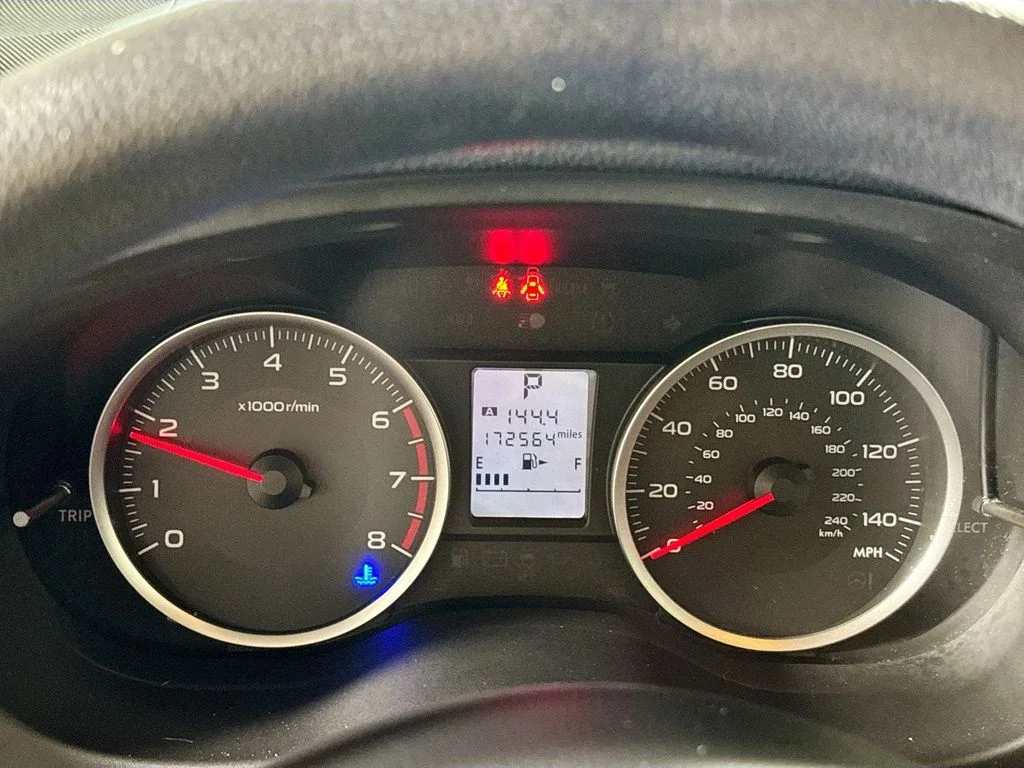 Used 2014 White Subaru 2.5i Premium image 14