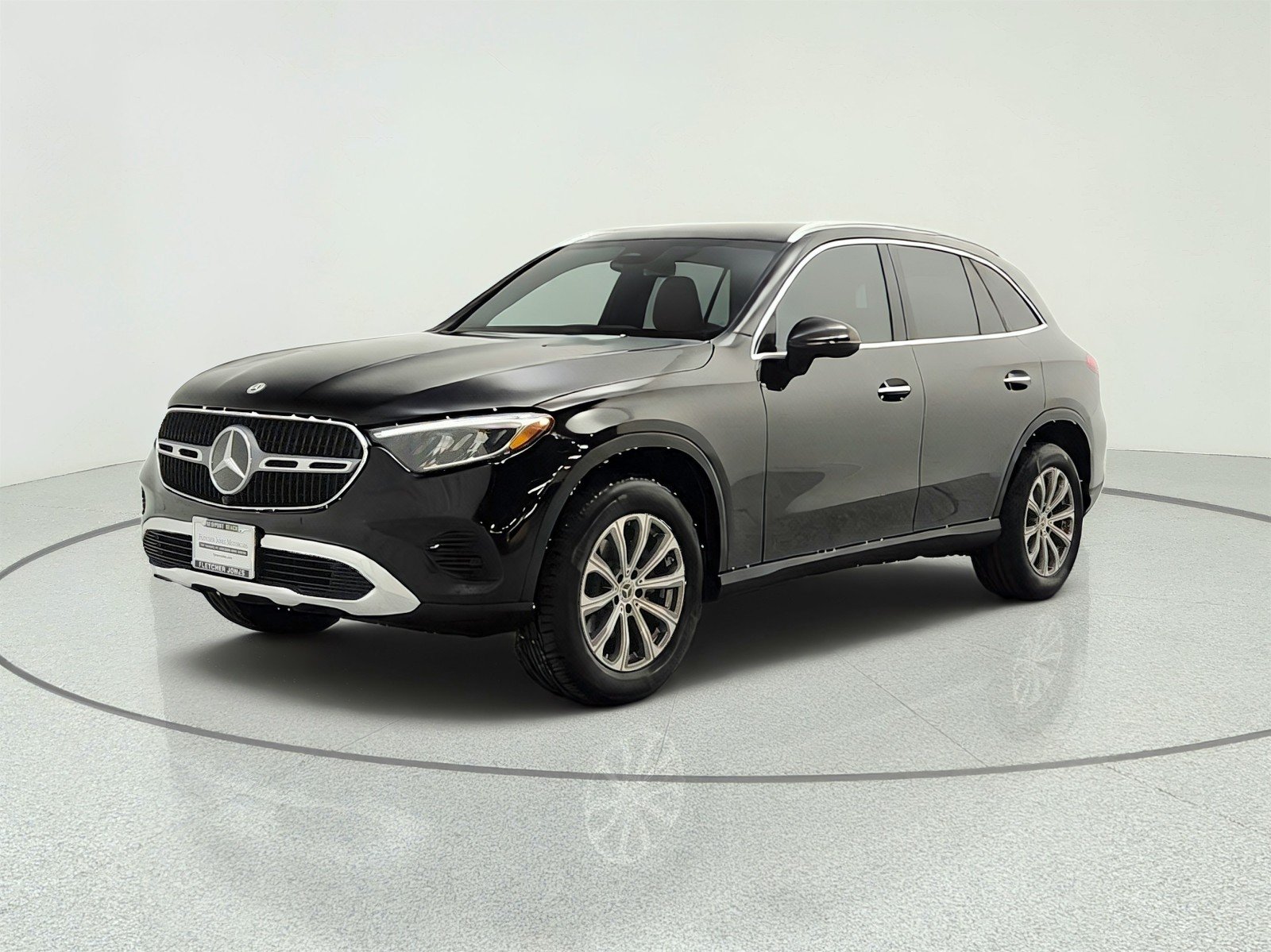 2026 Mercedes-Benz GLC GLC 300's photo