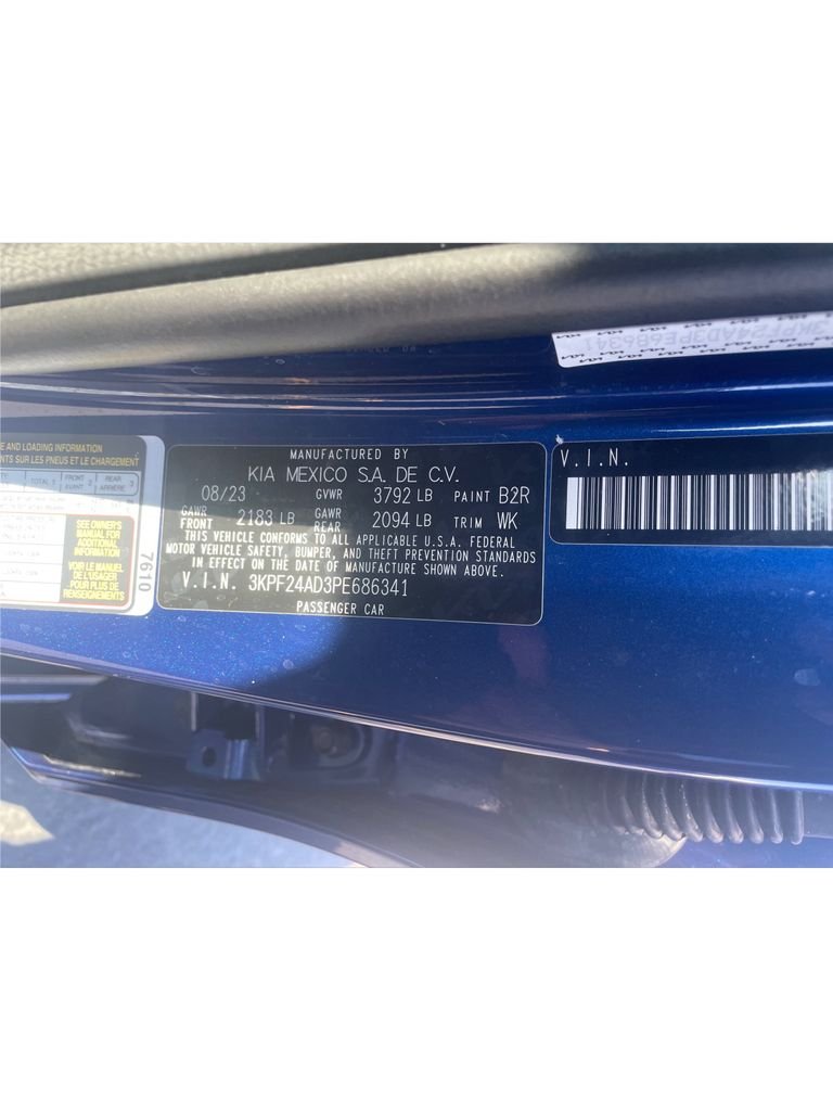 Used 2023 Deep Sea Blue Kia LXS image 22
