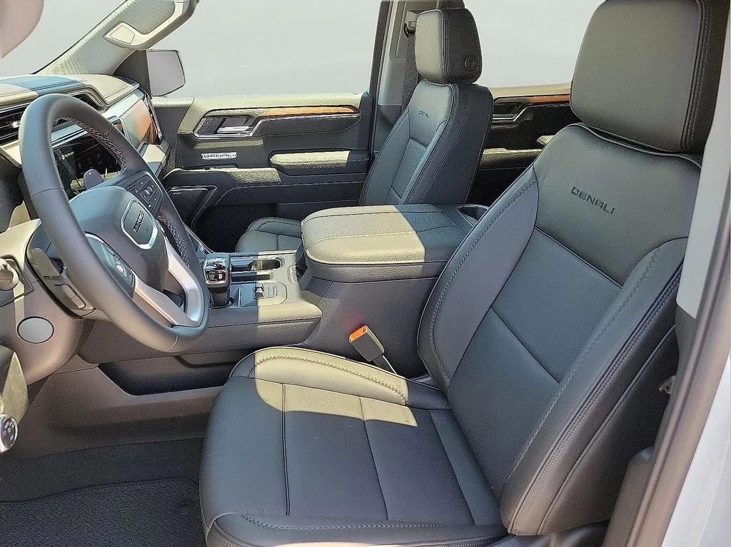 2026 GMC Sierra 1500 Denali - Photo 14