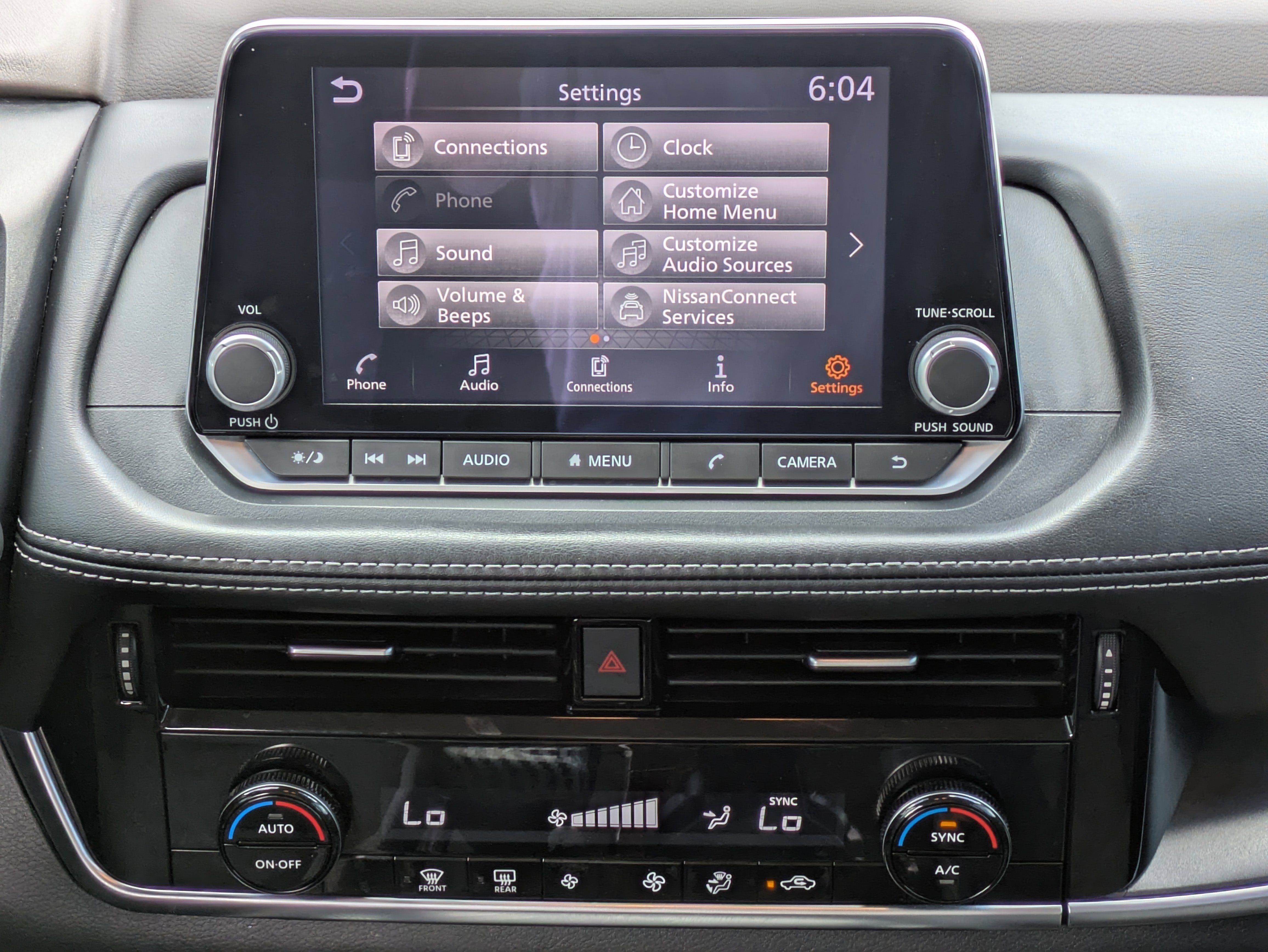 2023 Nissan Rogue SV - Photo 17