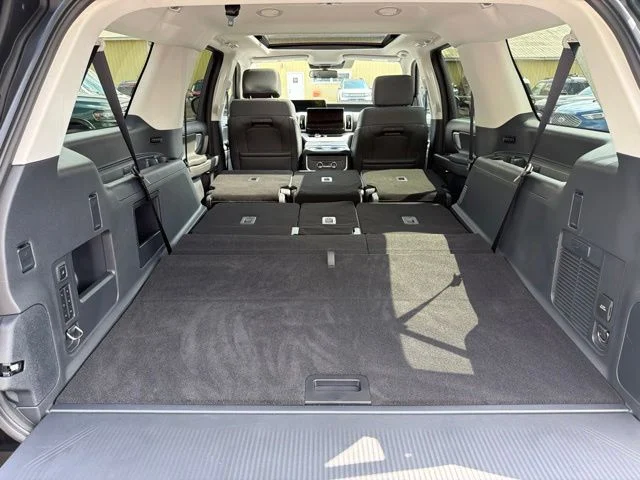 Used 2026 Black Metallic Ford Active image 98