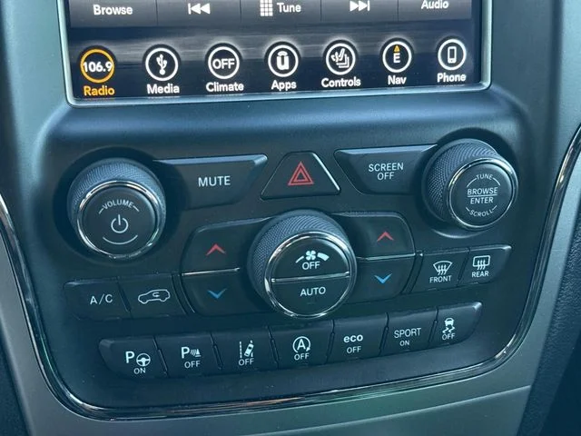 Used 2018 White Jeep Overland image 28
