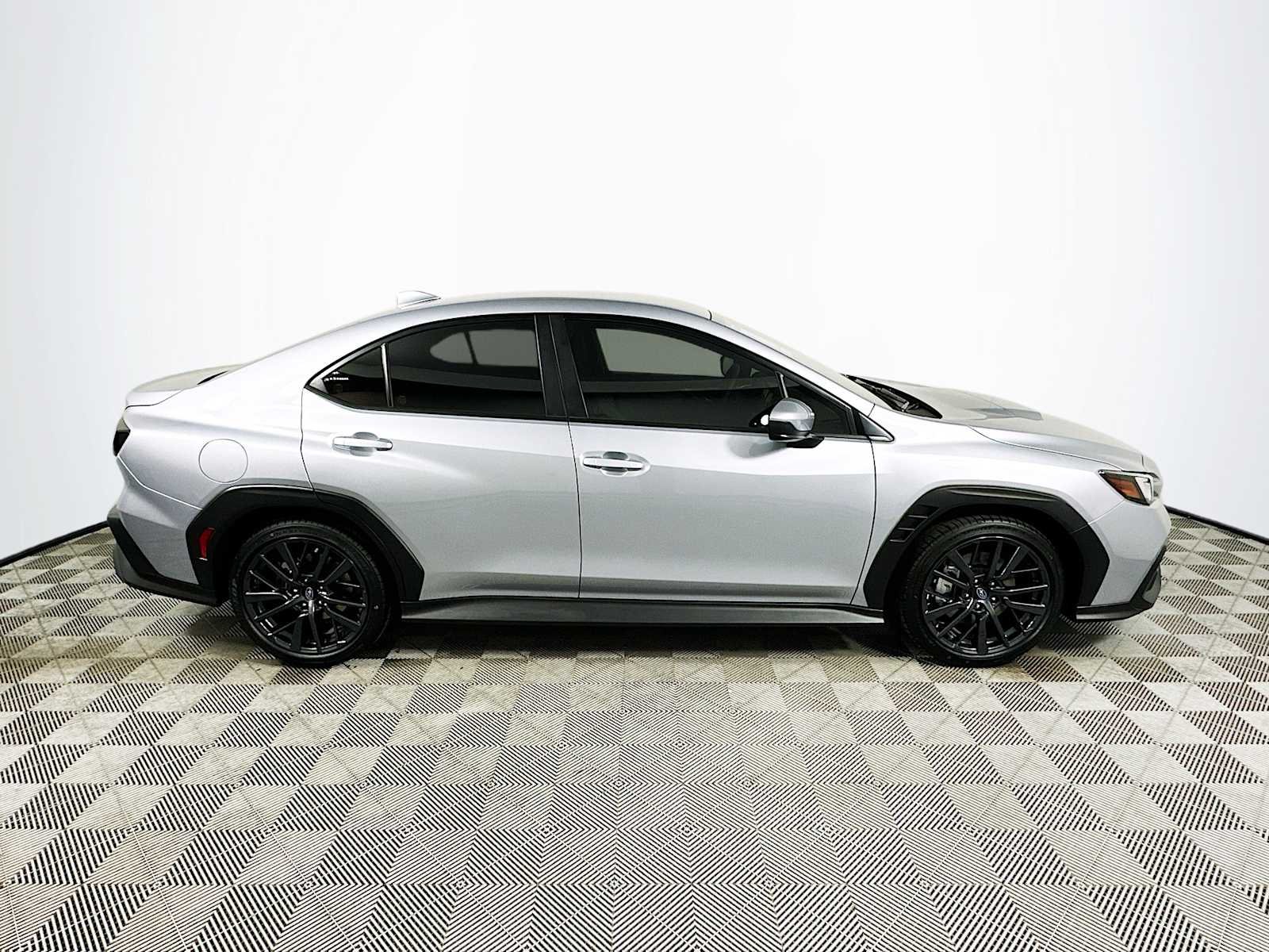 New 2026 ICE SILVER METALLIC Subaru Base image 8