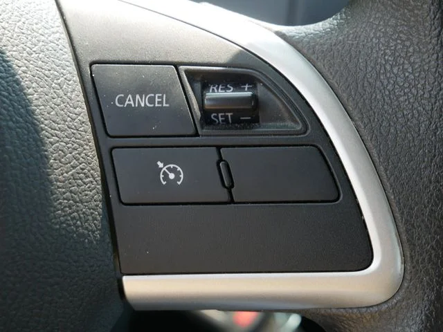 Used 2024 Wine Red Metallic Mitsubishi ES image 19
