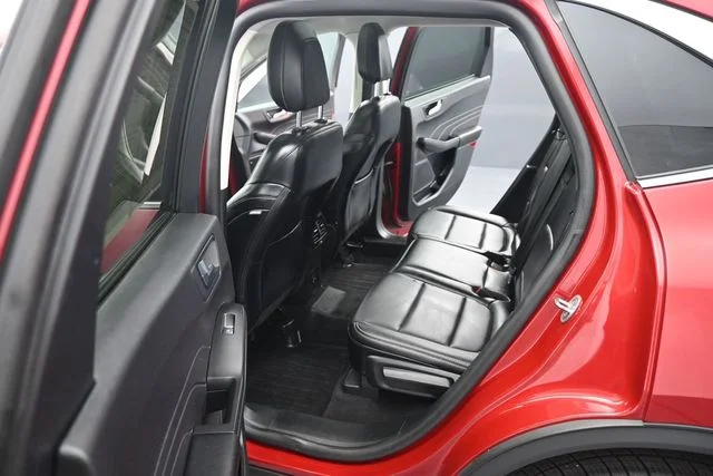 Used 2022 Red Ford Titanium image 17