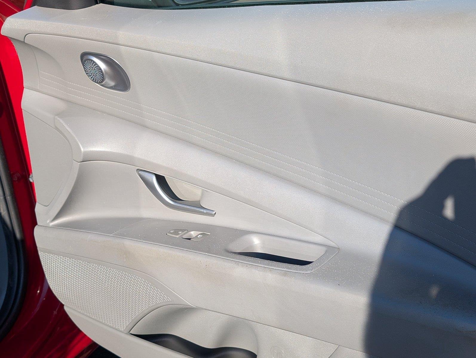 Used 2022 Scarlet Red Pearl Hyundai Blue image 39