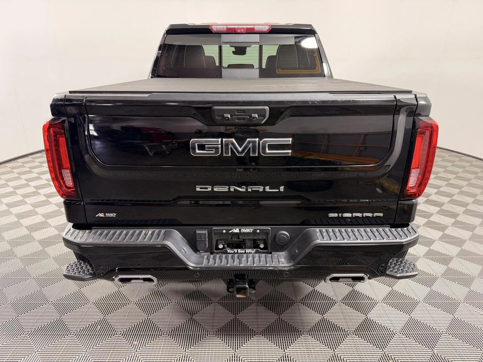 Used 2024 Onyx Black GMC Denali Ultimate image 4