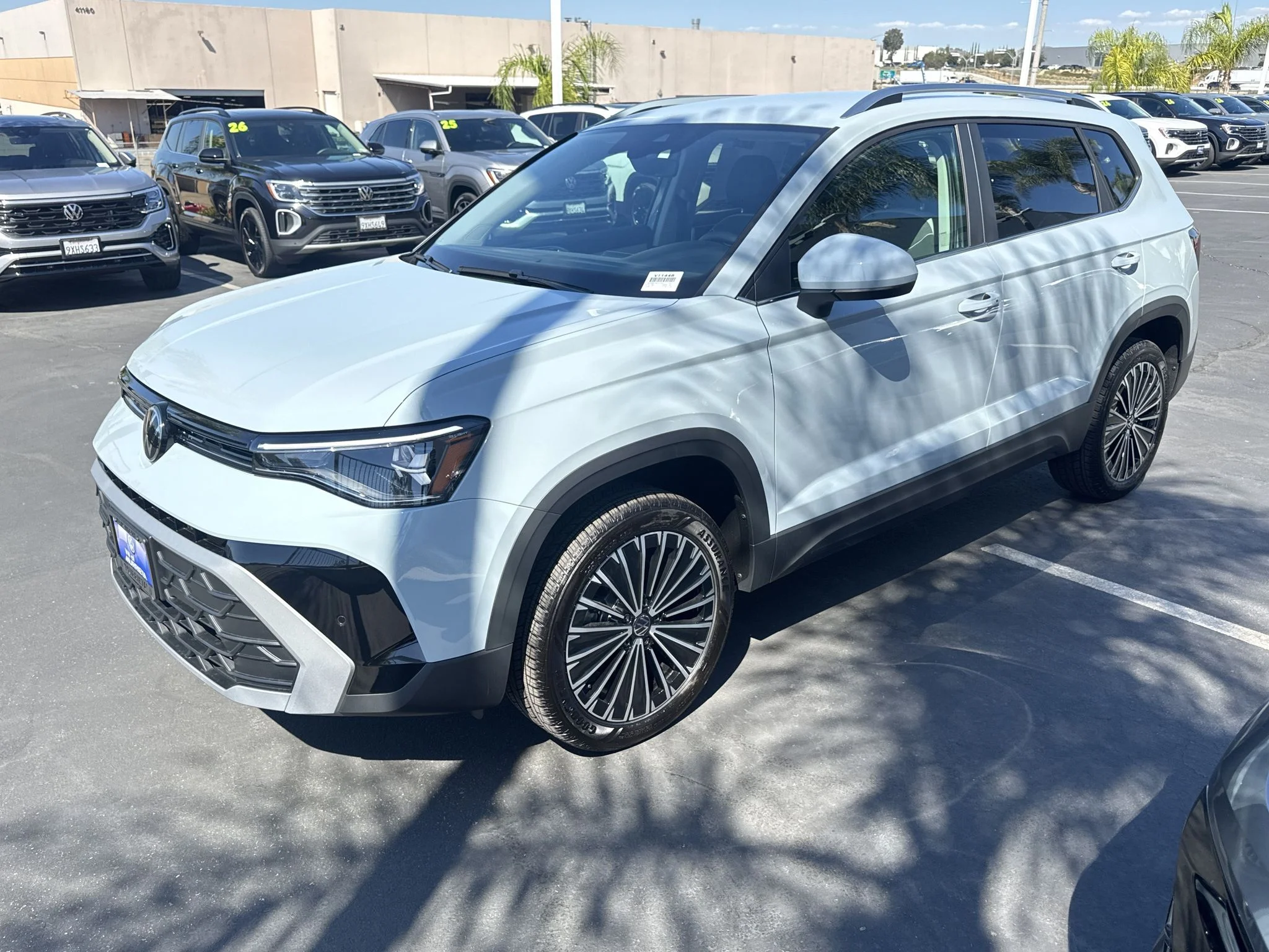New 2027 Monument Gray Volkswagen SE image 3