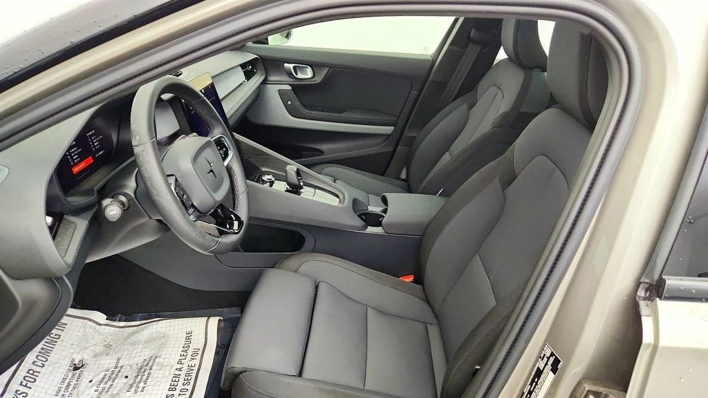 Used 2022 Moon Polestar Long Range Dual Motor image 21