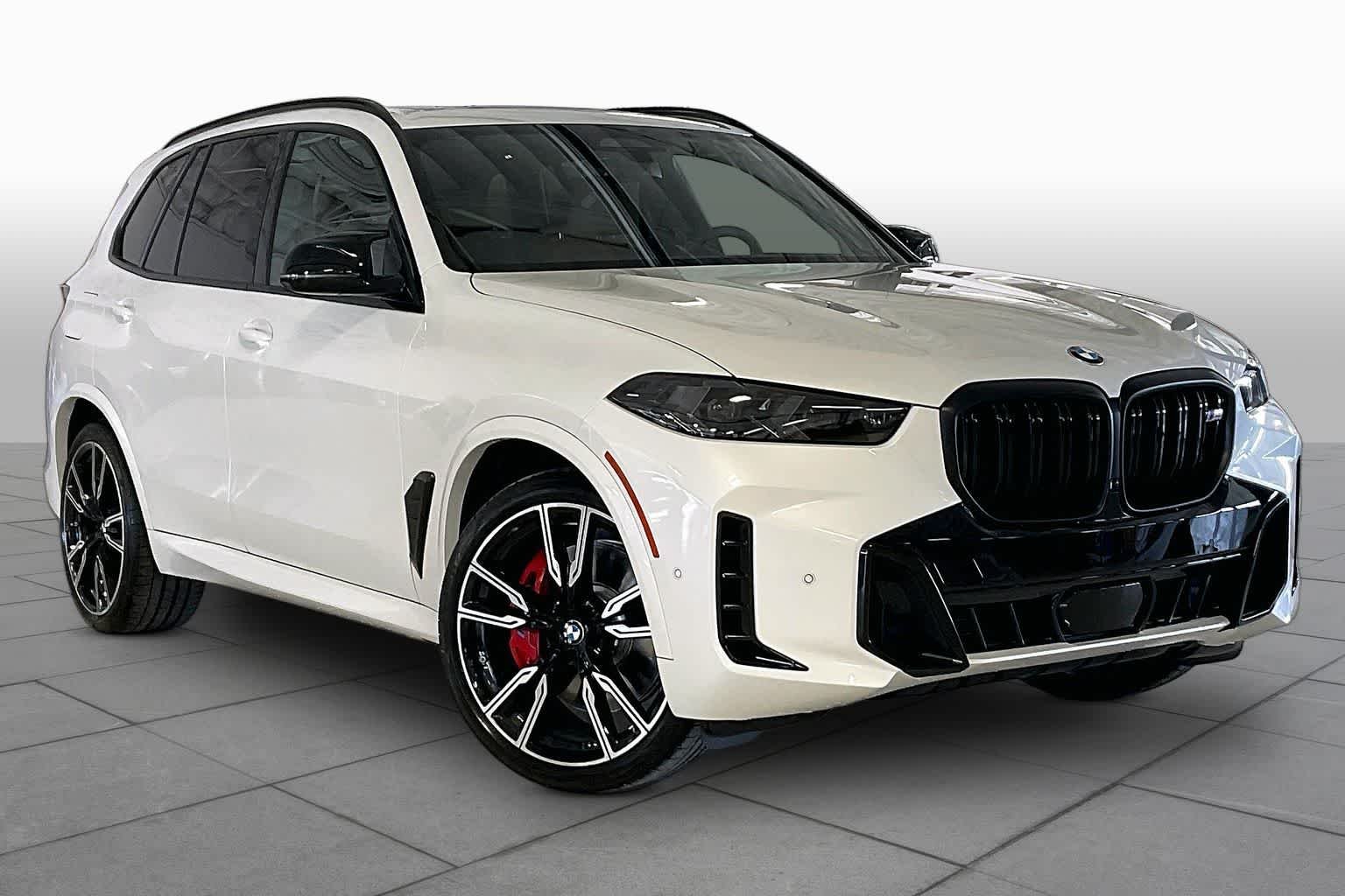 New 2026 Mineral White Metallic BMW M60i image 2