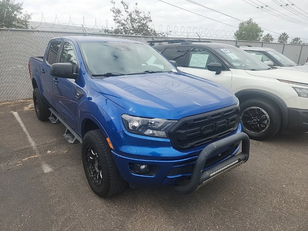 Used 2020 Blue Ford XLT image 1