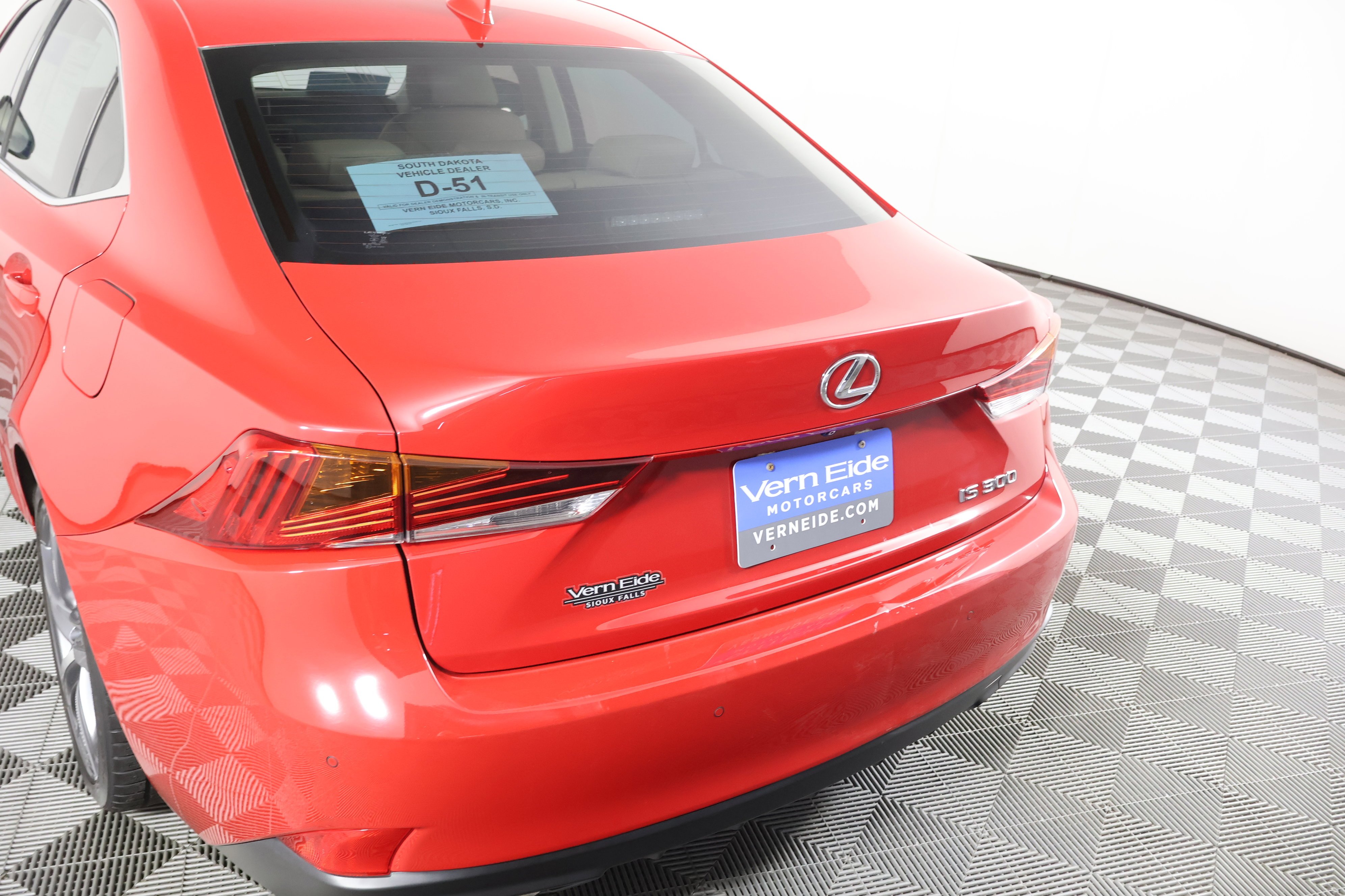 2019 Lexus IS 300 - Photo 15