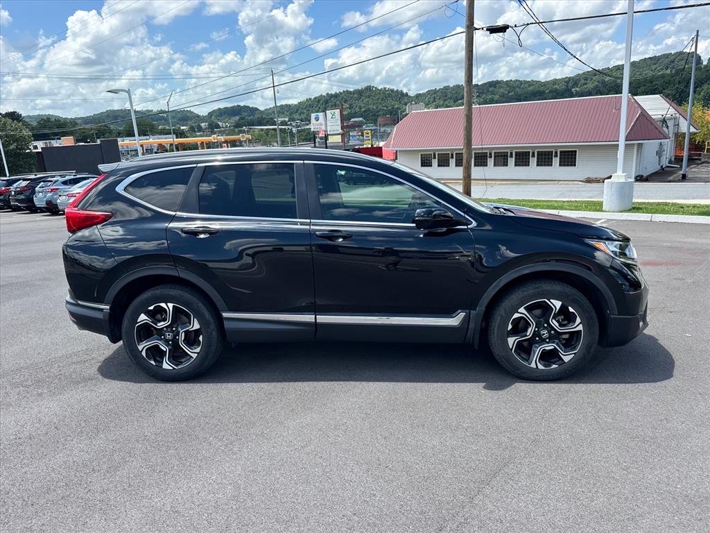 Certified Used 2018 Crystal Black Pearl Honda Touring image 8