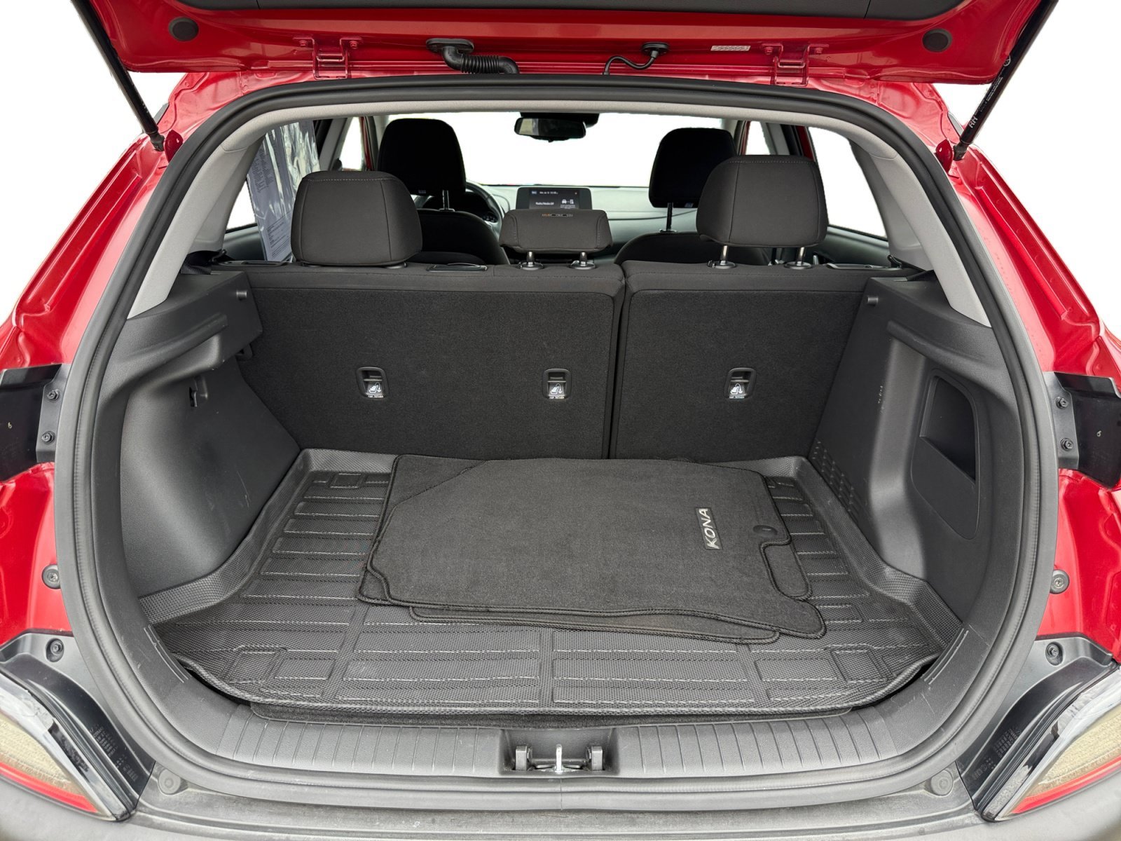 Certified Used 2022 Pulse Red Hyundai SEL image 17