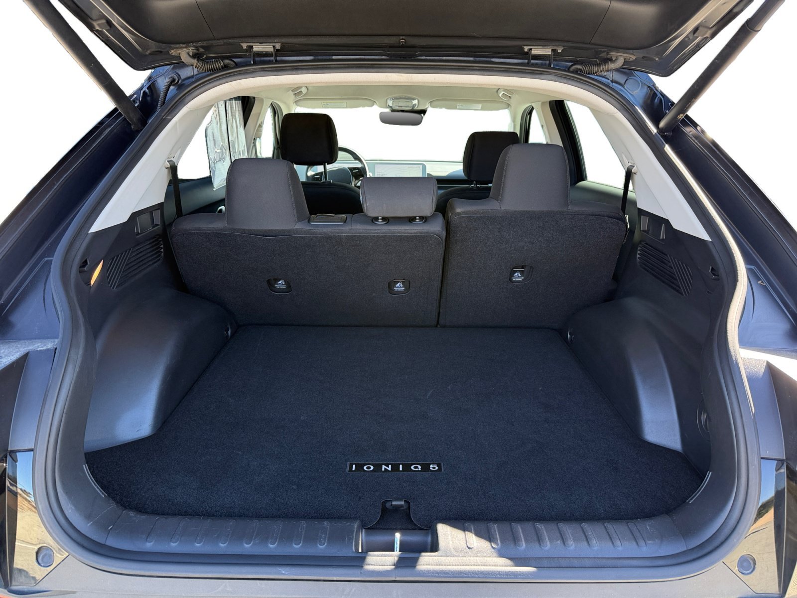 Certified Used 2024 Abyss Black Hyundai SEL image 17