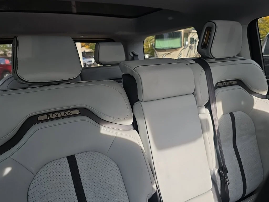 Used 2025 Glacier White Rivian Adventure Dual Motor Max Pack image 17