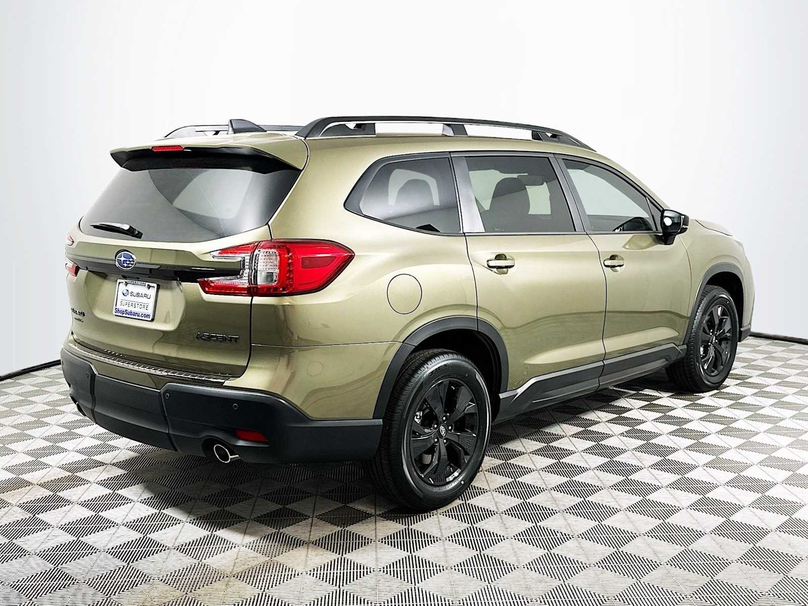New 2026 AUTUMN GREEN METALLIC Subaru Premium 7-Passenger image 7
