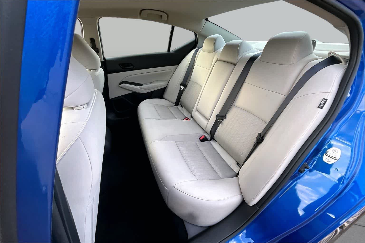 Used 2025 Bluestone Pearl Nissan SV image 17