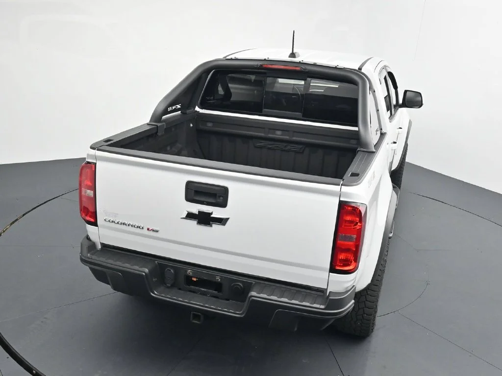 Used 2019 White Chevrolet ZR2 image 13