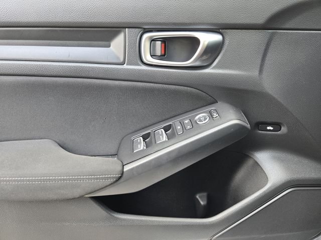 Used 2022 Silver Honda LX image 19