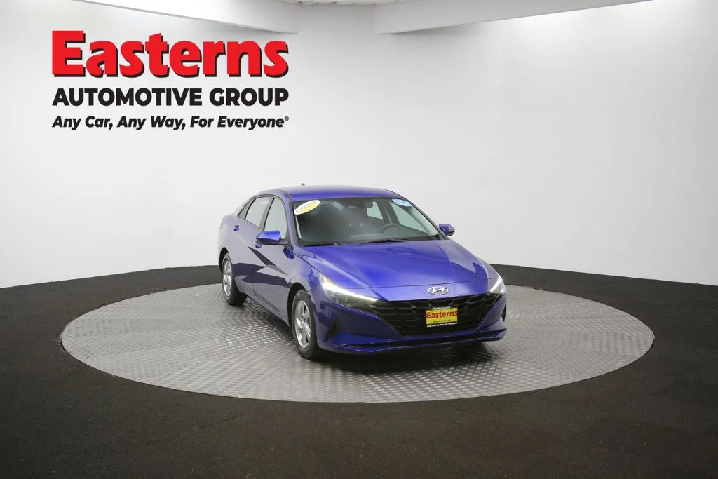 Used 2023 Blue Hyundai SE image 49