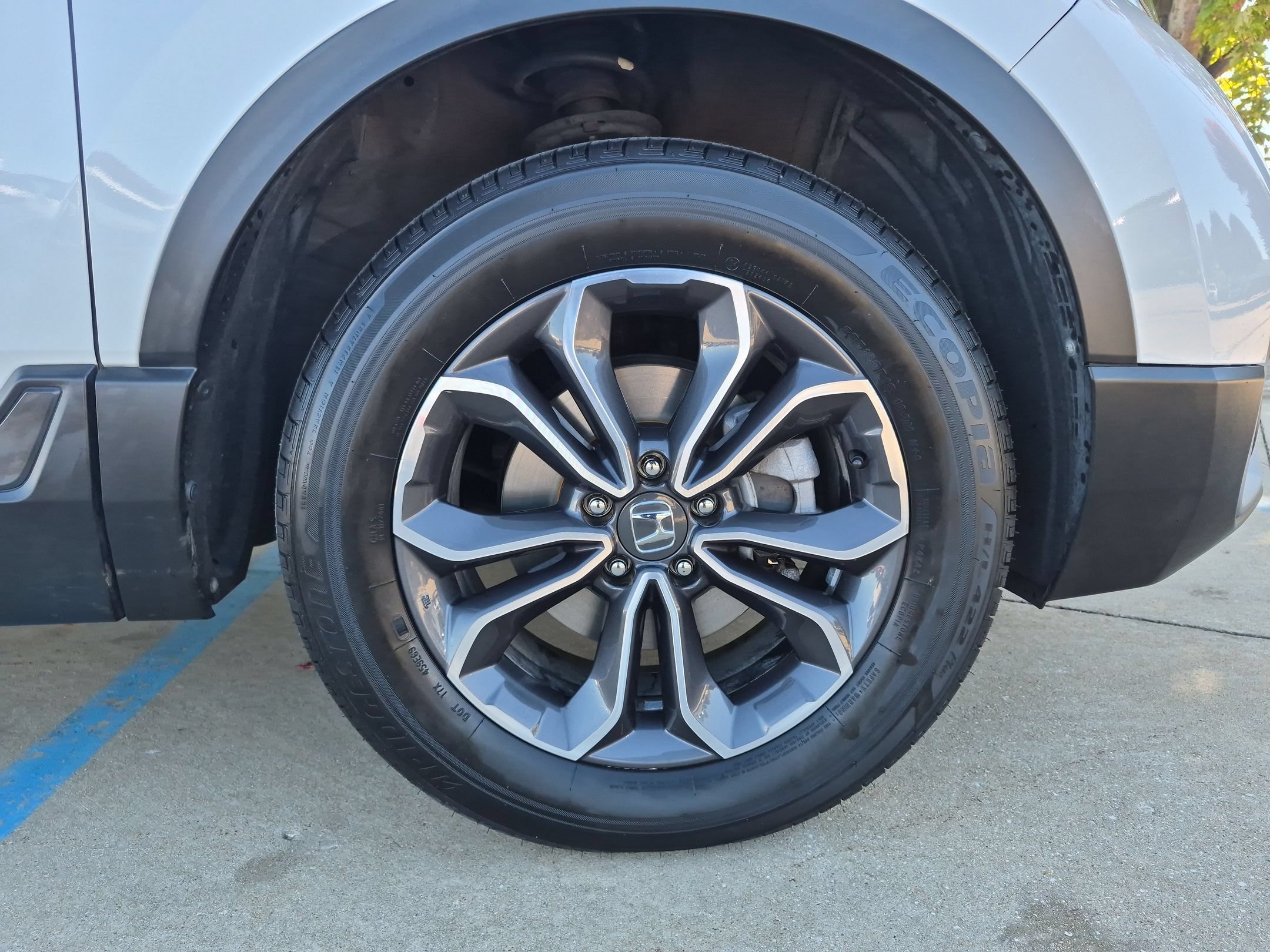 Certified Used 2020 White Honda EX-L image 34