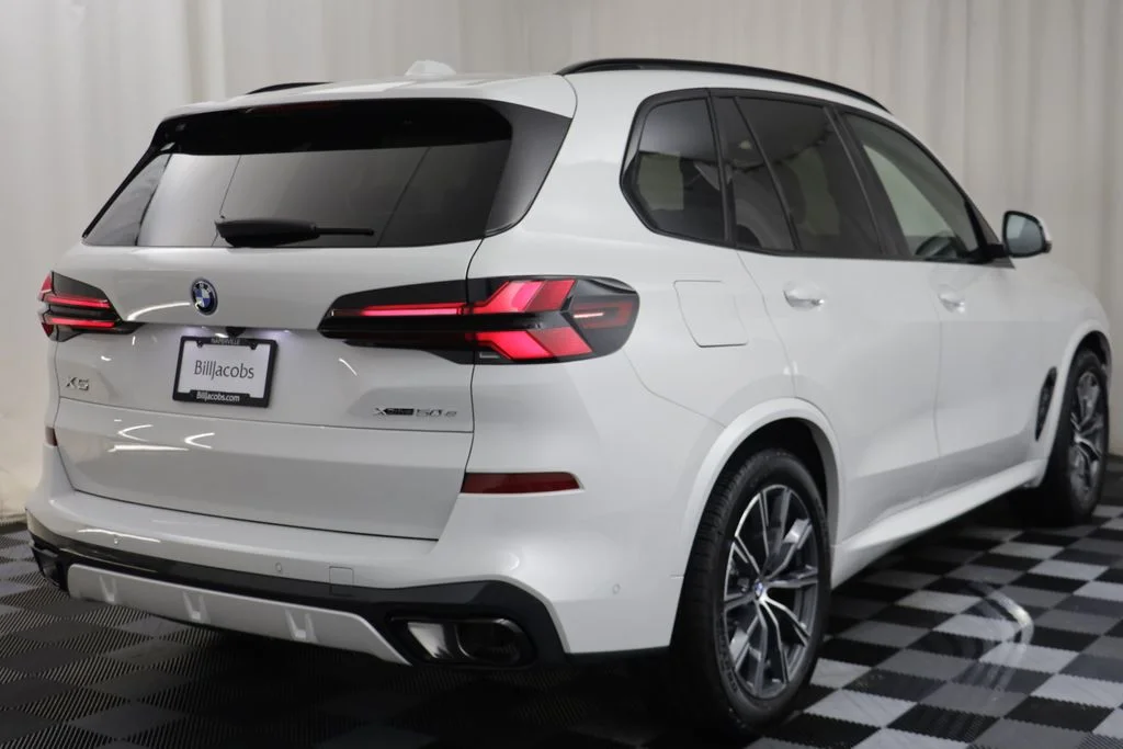 New 2026 White BMW xDrive50e image 18