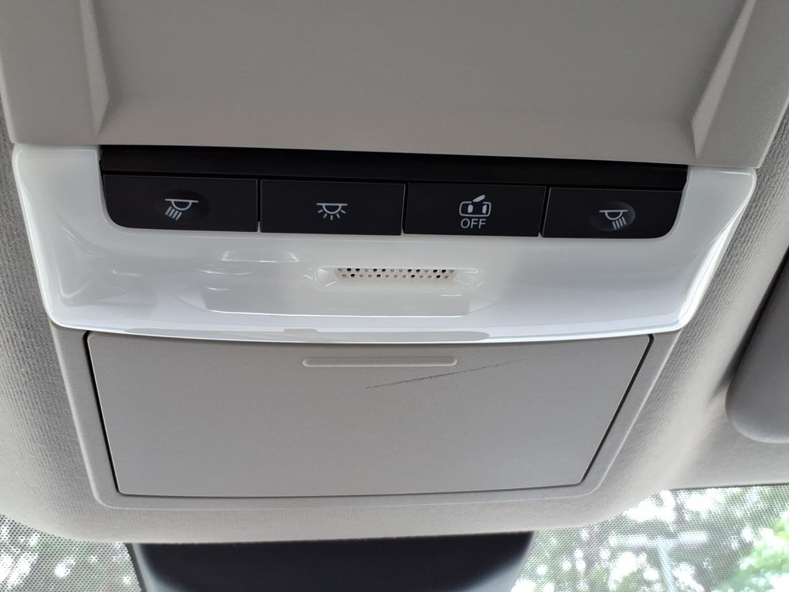 Used 2022 Aspen White TriCoat Pearl Nissan SV image 20