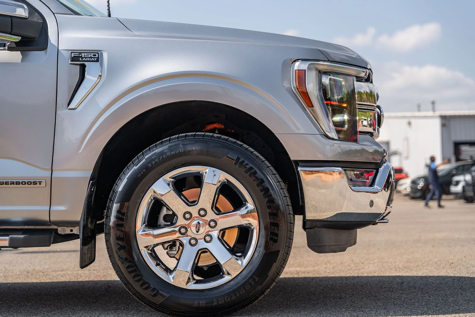 Used 2023 Silver Ford Lariat image 8