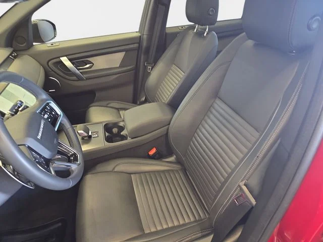 Used 2025 Red Land Rover SE image 18