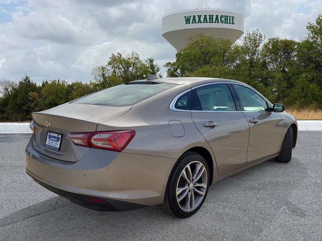 Used 2024 Gray Chevrolet LT image 5
