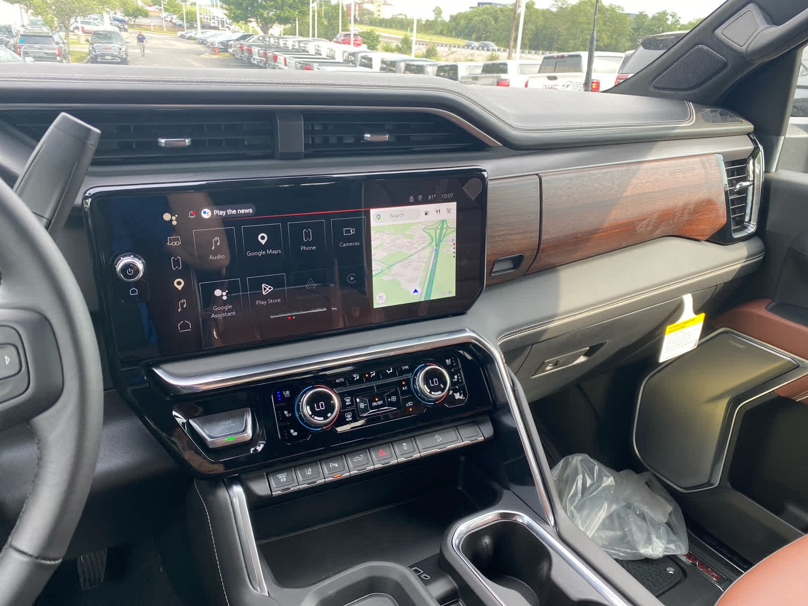 2026 GMC Sierra 2500HD Denali Ultimate - Photo 15