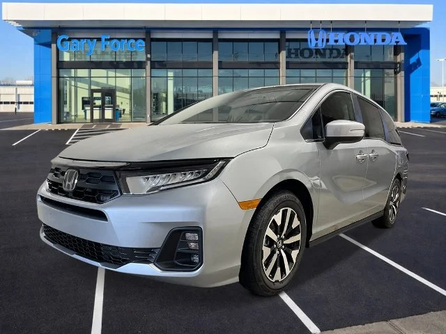 New 2027 Solar Silver Metallic Honda EX-L image 1