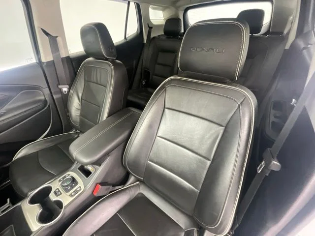 Used 2020 White GMC Denali image 6