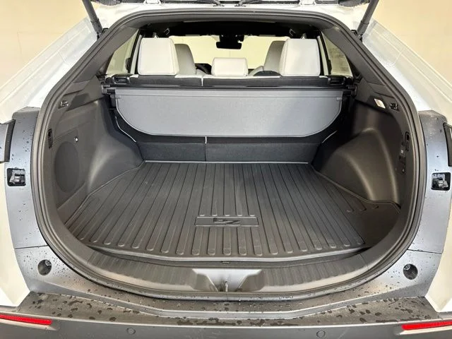 New 2026 Wind Chill Pearl <sup>1</sup> Toyota  Limited image 18