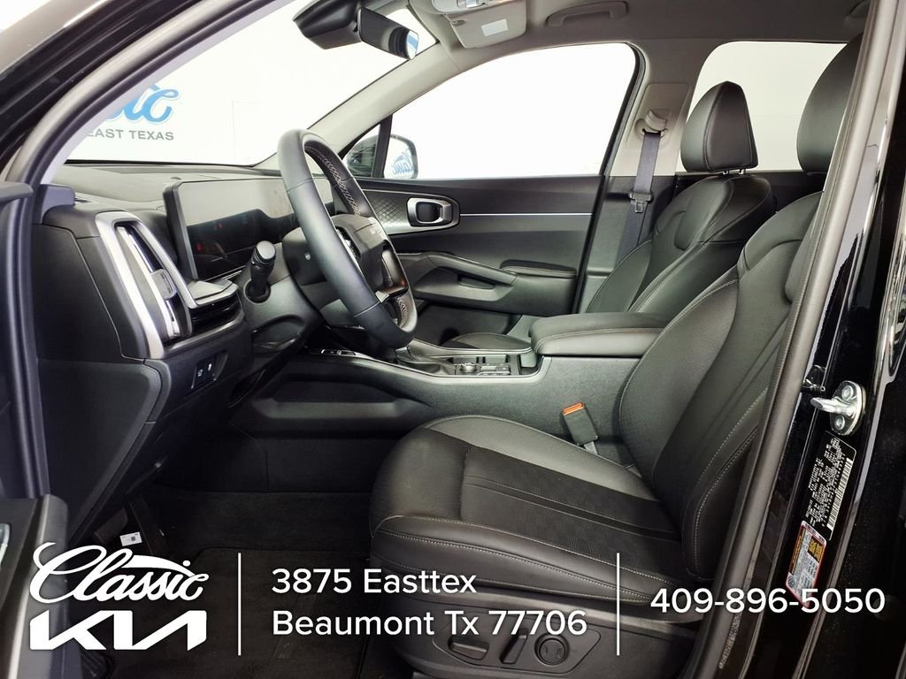 Used 2026 Black Kia EX image 7
