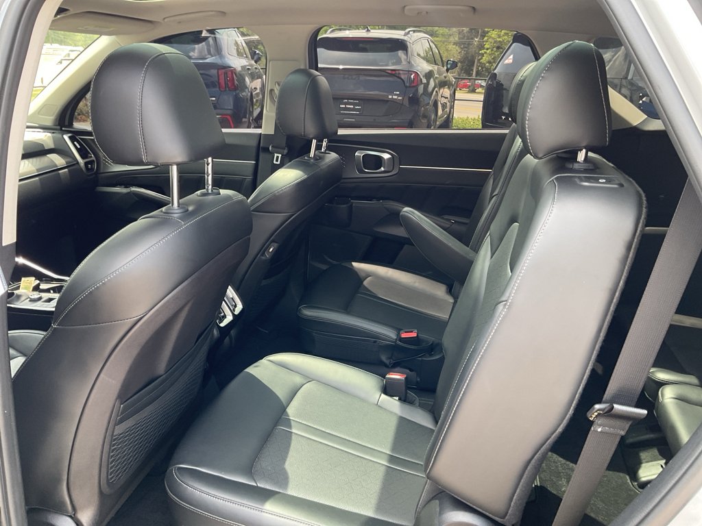 Used 2022 Wolf Gray Kia SX image 19