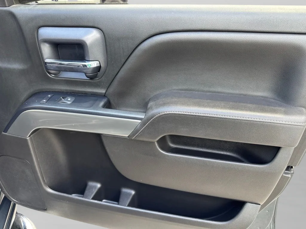 Used 2017 Graphite Metallic Chevrolet LT image 40