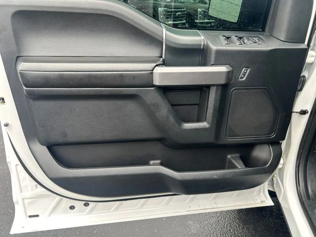 Used 2019 Oxford White Ford XLT image 10