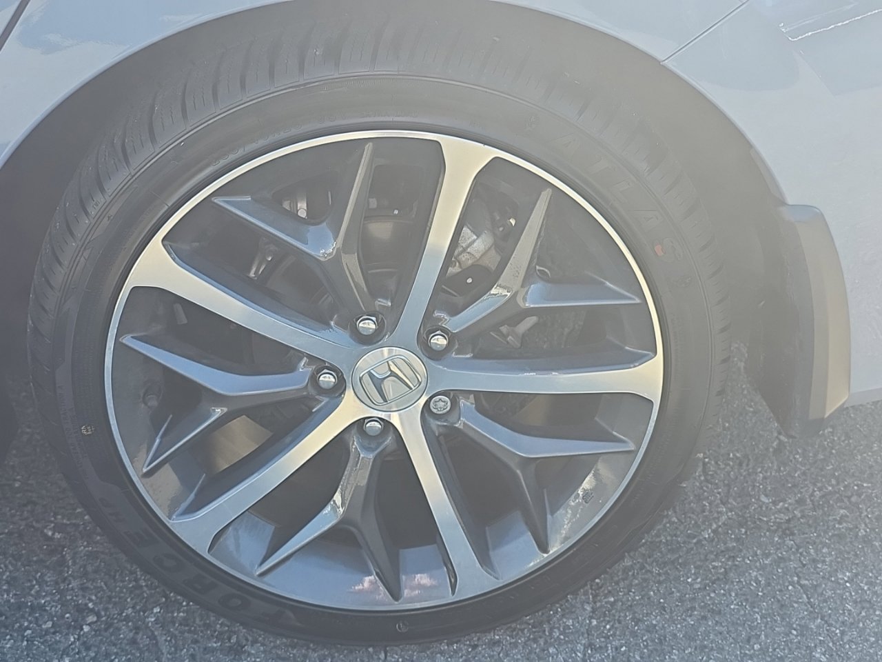 Used 2024  Honda Touring image 12
