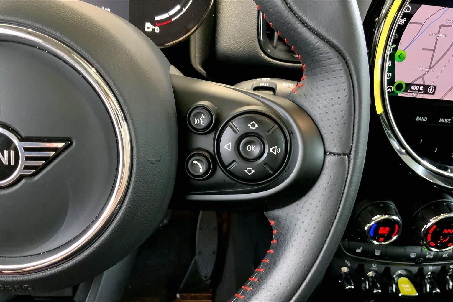 Used 2021 Thunder Grey Metallic MINI Cooper SE image 24