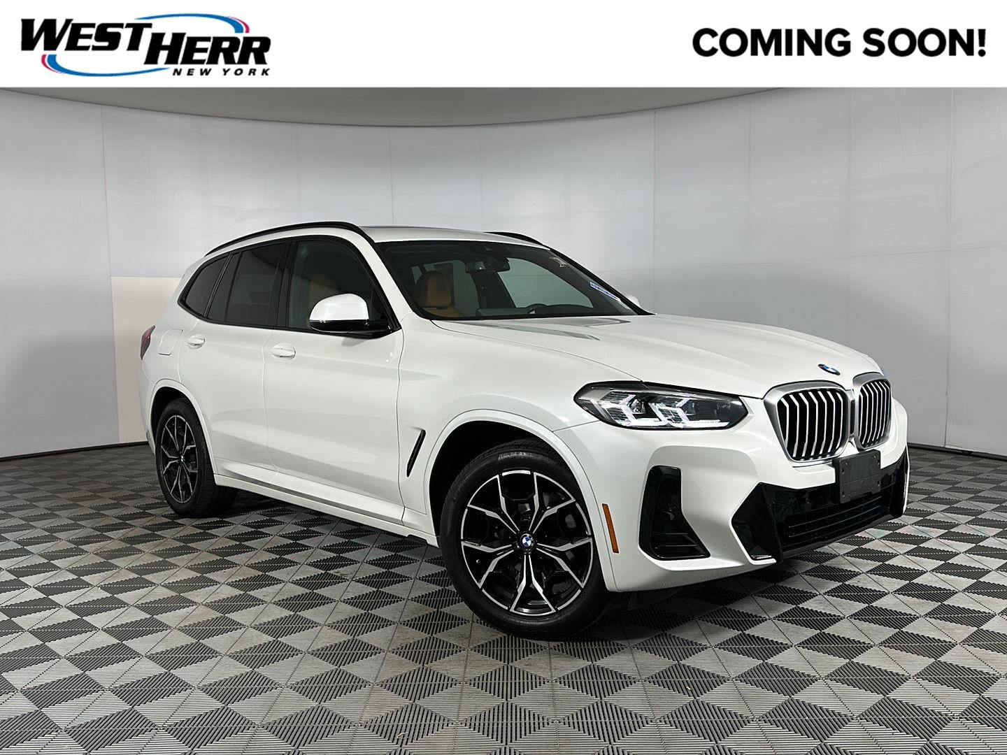 Used 2024 Mineral White Metallic BMW xDrive30i image 1
