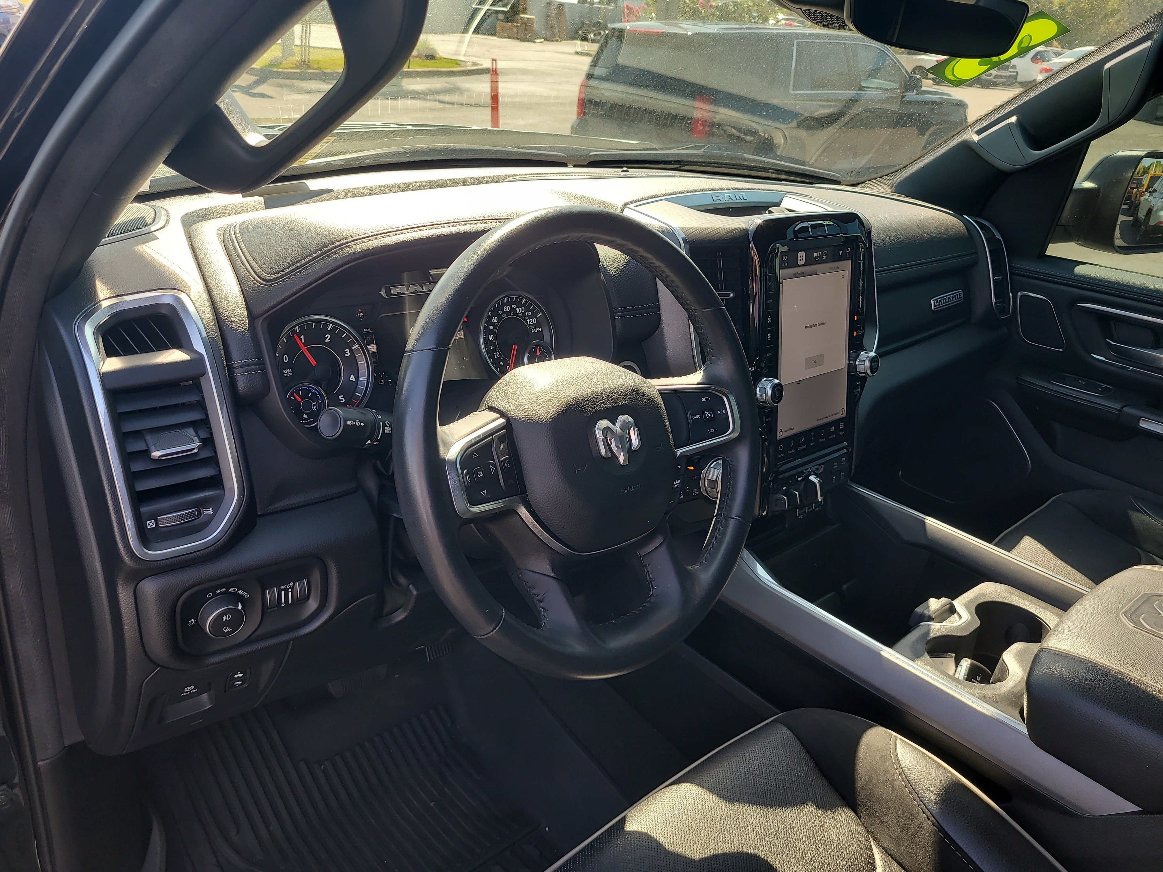 Used 2023 Diamond Black Crystal Pearlcoat Ram Laramie image 20
