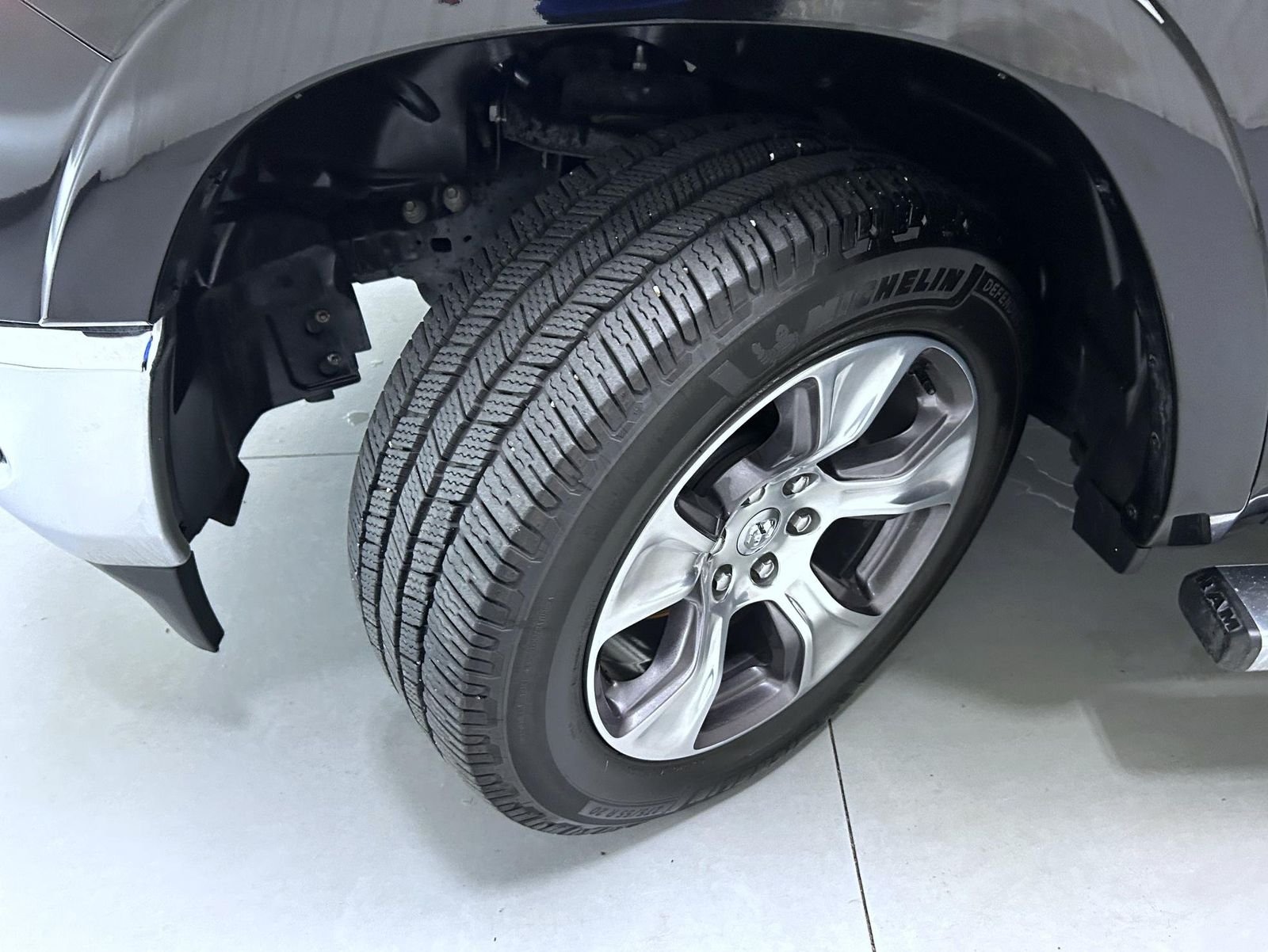 Used 2020 Black Ram Laramie image 23