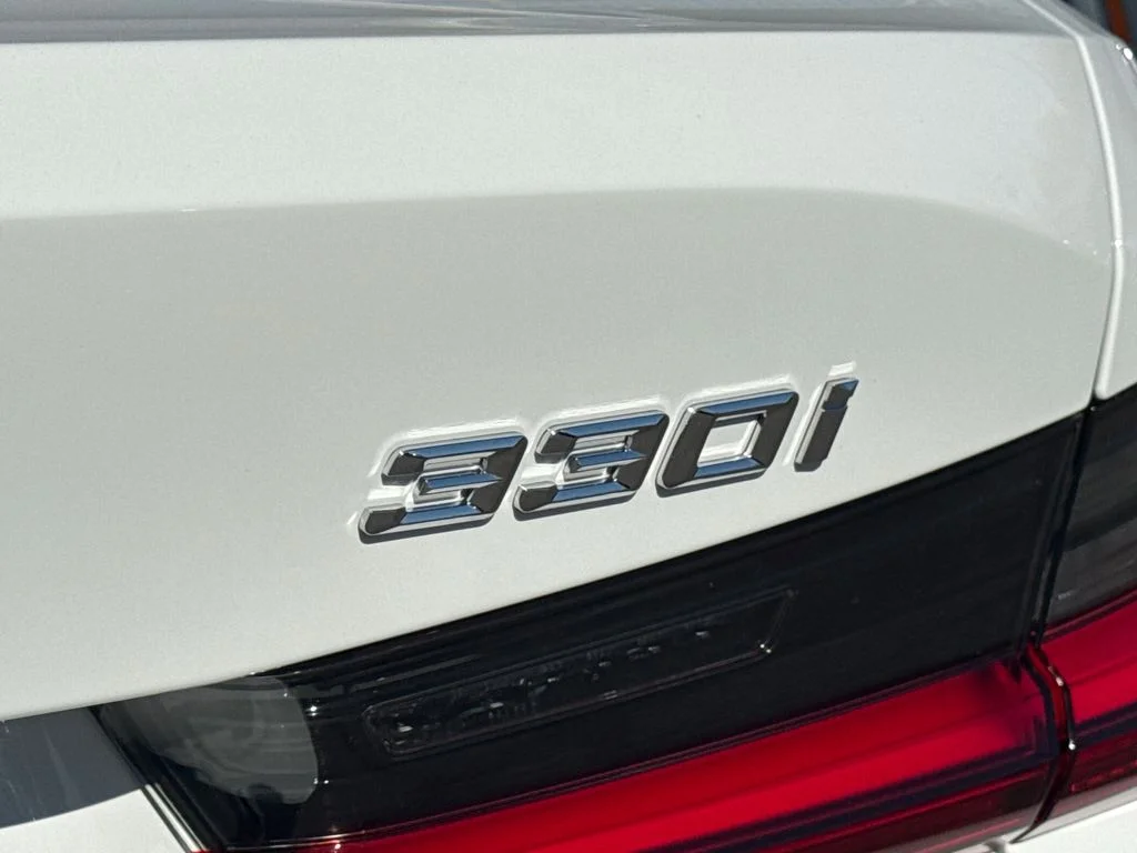 New 2026 White BMW 330i image 9