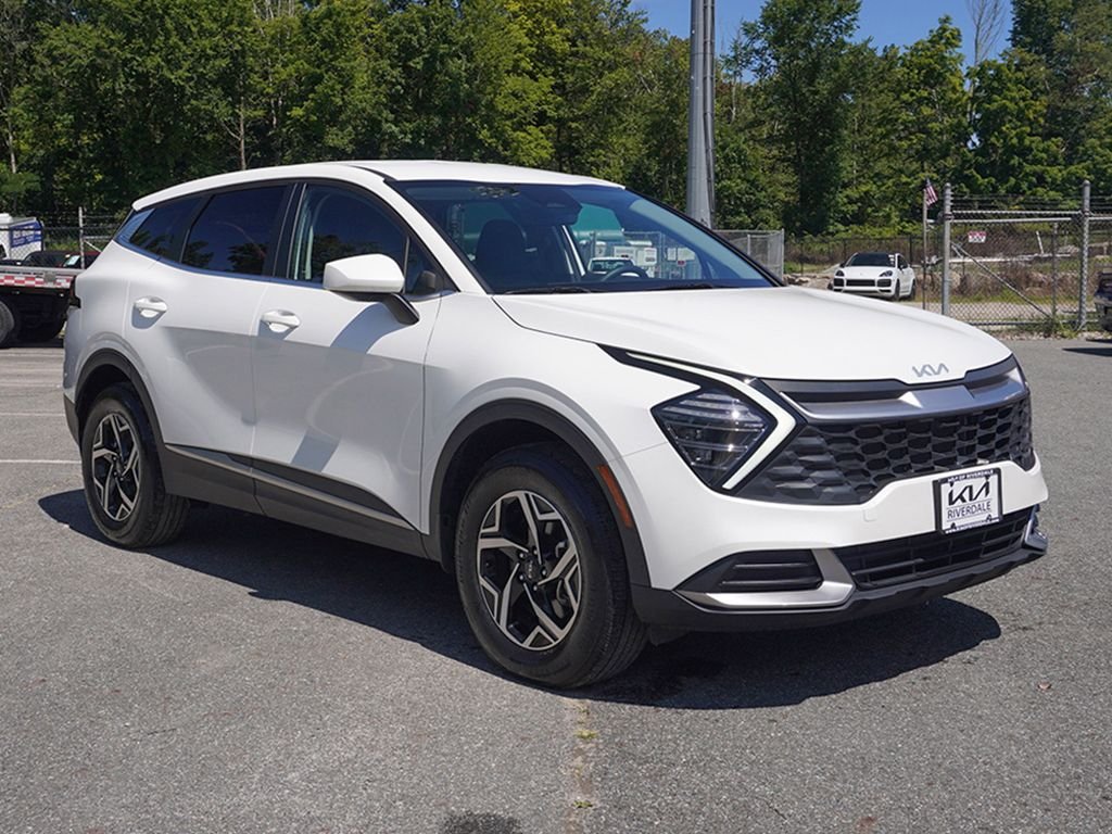 Used 2024 White Kia LX image 2