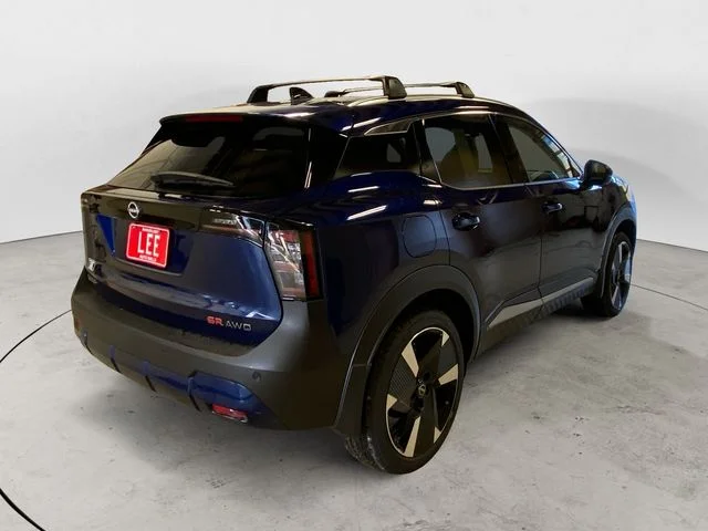 New 2026 Blue Nissan SR image 5