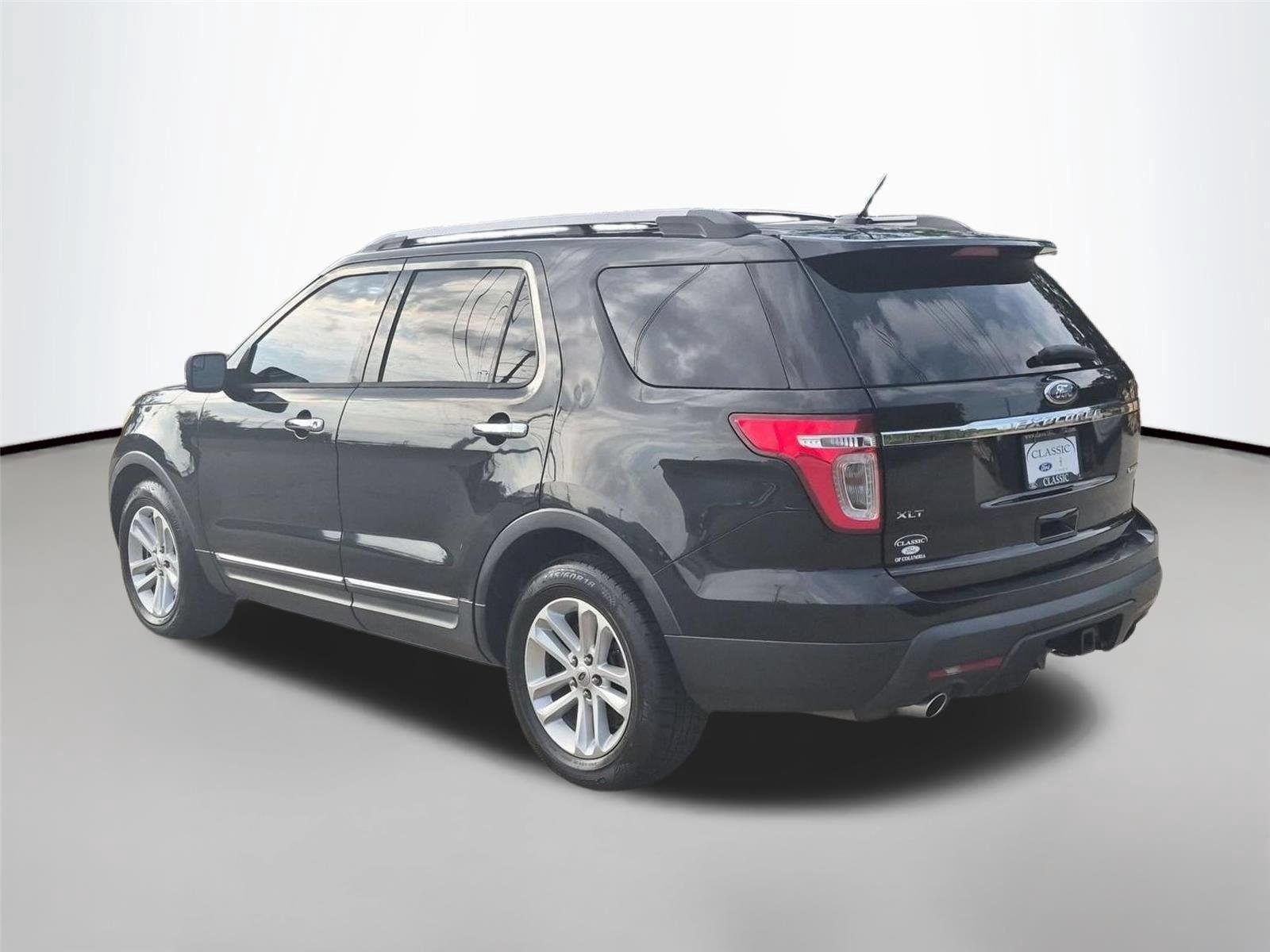 Used 2014 Tuxedo Black Metallic Ford XLT image 3