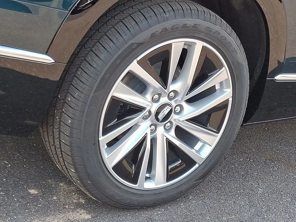 2026 Cadillac VISTIQ Luxury - Photo 12
